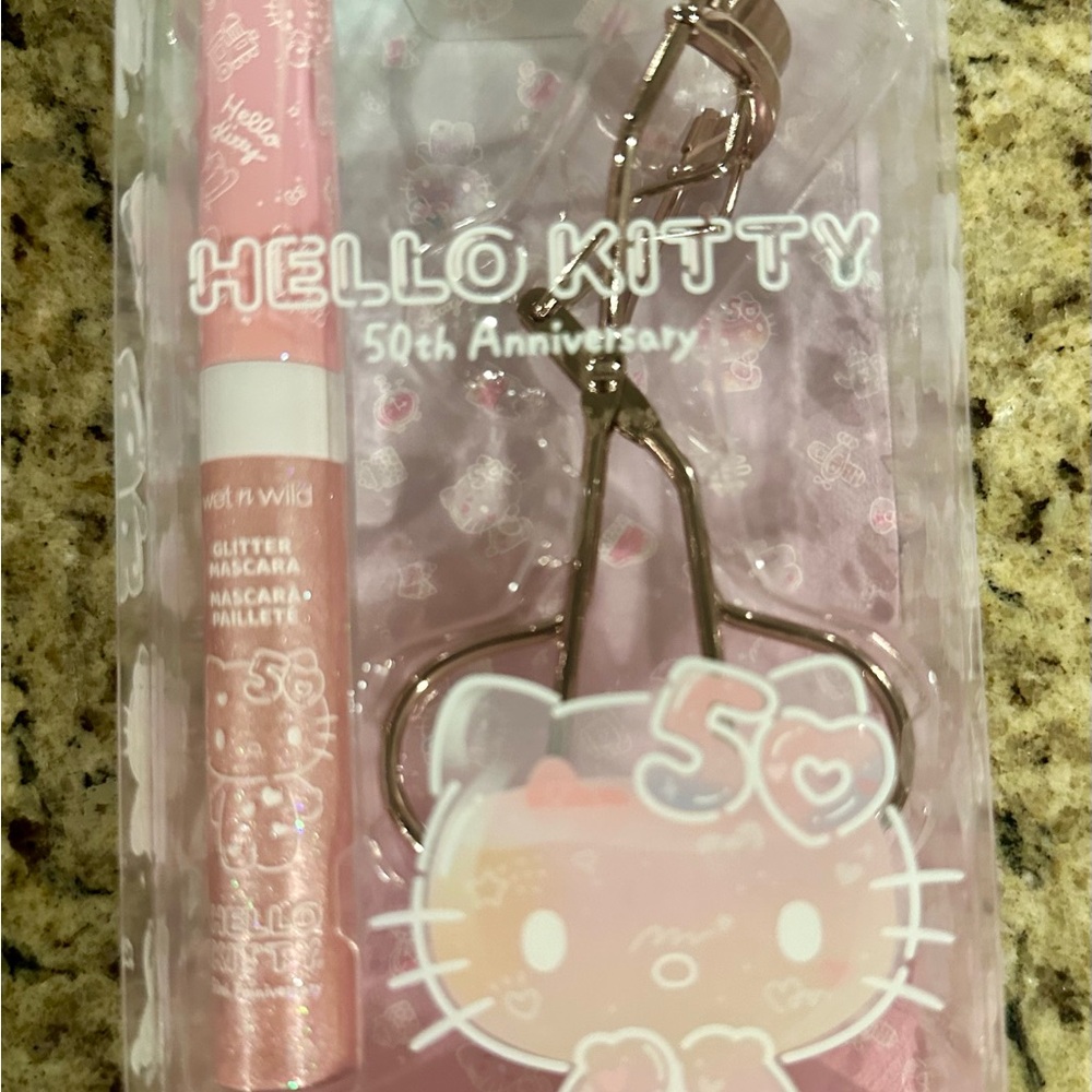 NIB Wet n Wild Hello Kitty 50 Year Anniversary Pink Mascara and Eyelash Curler